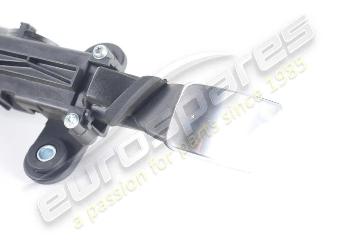 estensione cinghia dx usata ferrari. numero parte 81913500 (2)