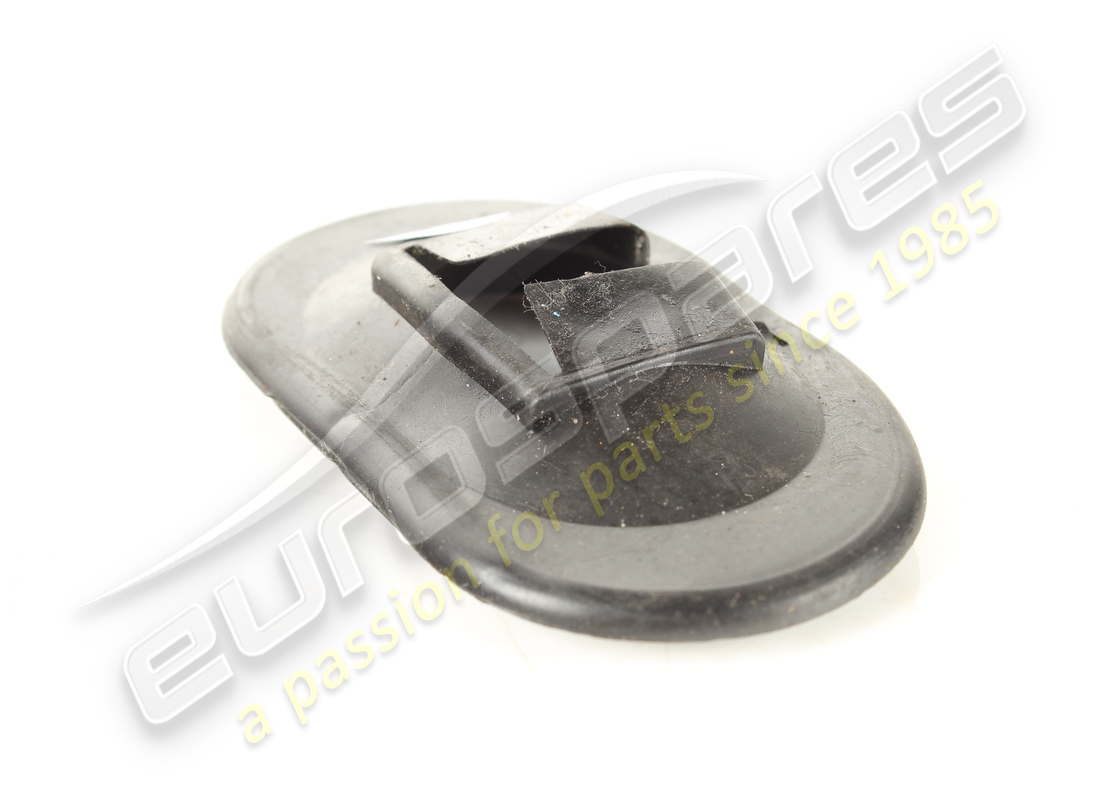 guarnizione anteriore tirante usata maserati. numero parte 67079000 (1)