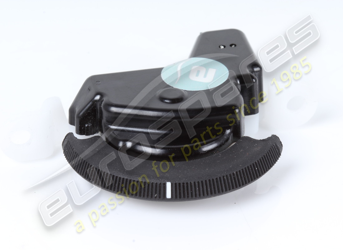 usato ferrari numero parte controllo presa aria centrale inferiore 82893600 (2)