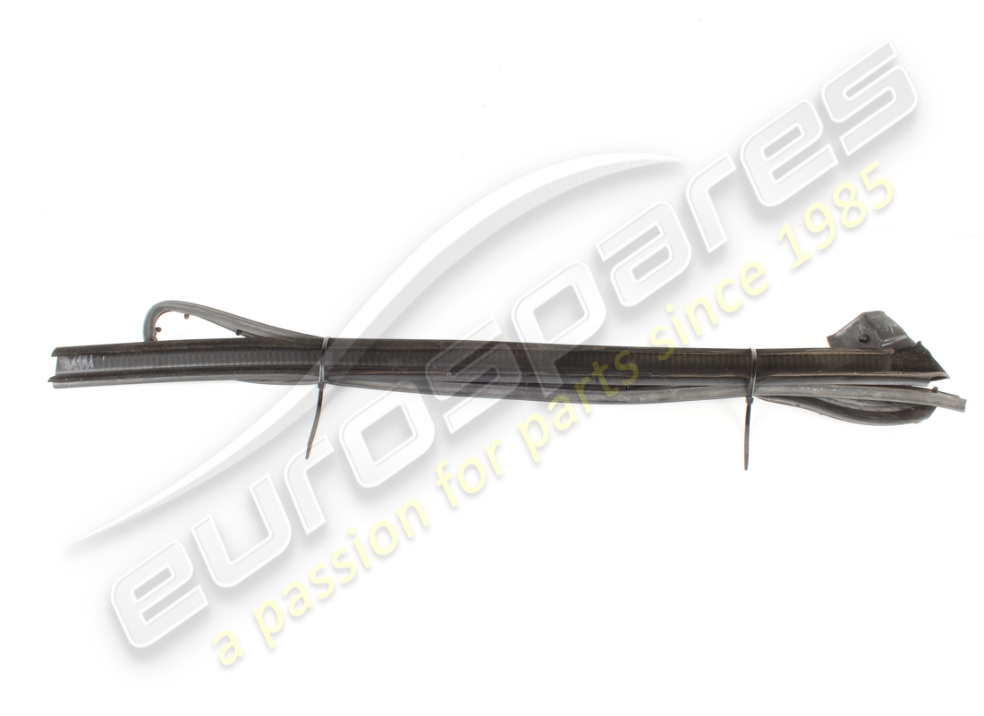 used ferrari rh inner belt-line seal. part number 85219400 (2)