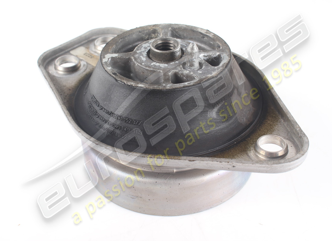 BOCCOLA IN GOMMA USATA Ferrari . NUMERO PARTE 247141 (1)