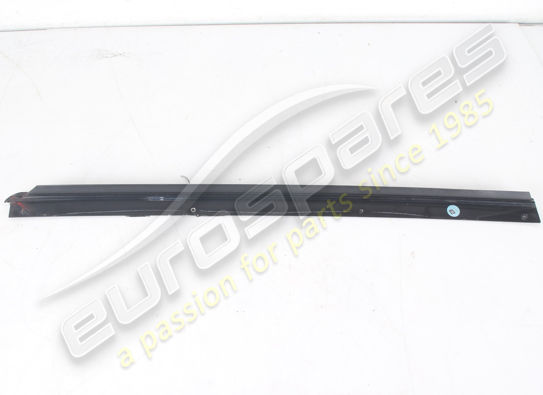 usata ferrari modanatura sx gts. numero parte 60872600 (2)