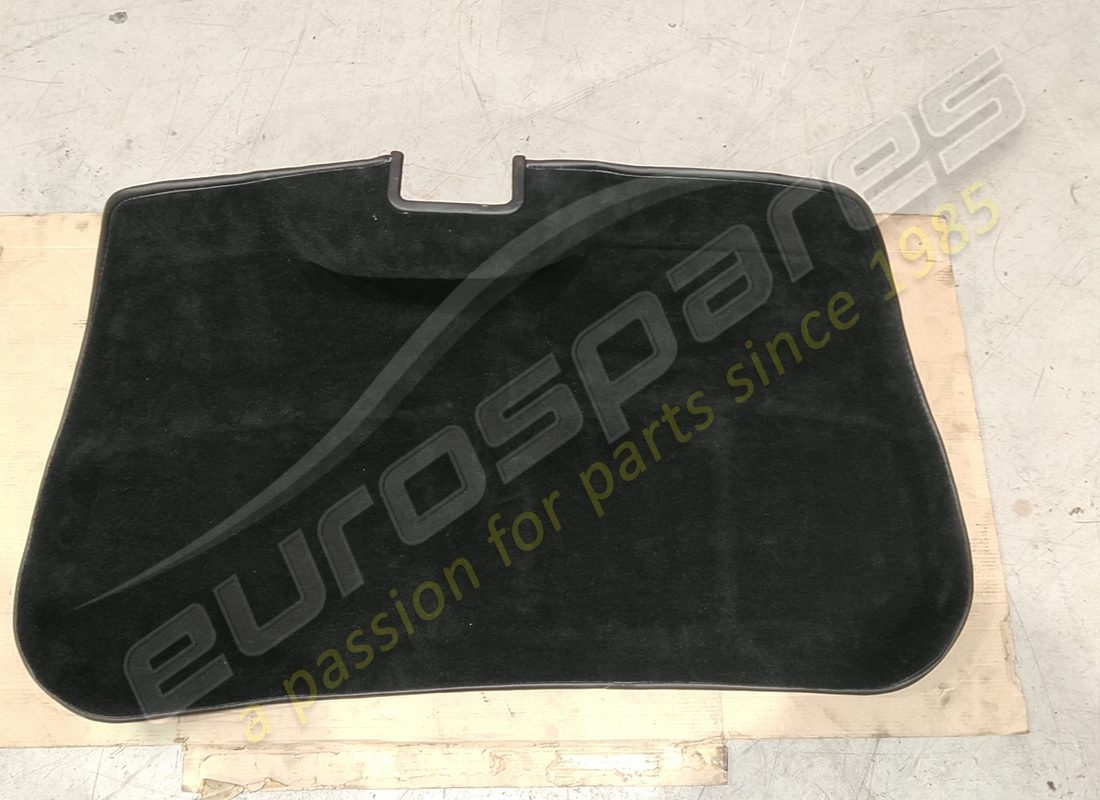 USATO Ferrari TAPPETO COFANO BAULE NERO . NUMERO PARTE 63757890 (1)
