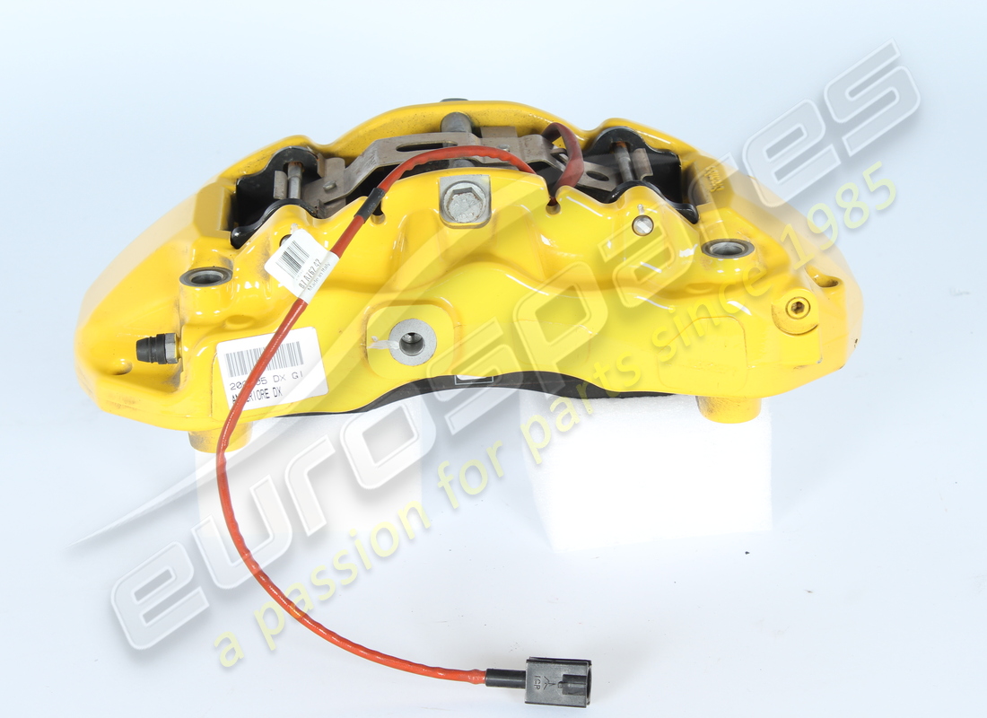 pinza anteriore destra ferrari usata con pastiglie. numero parte 297309 (3)