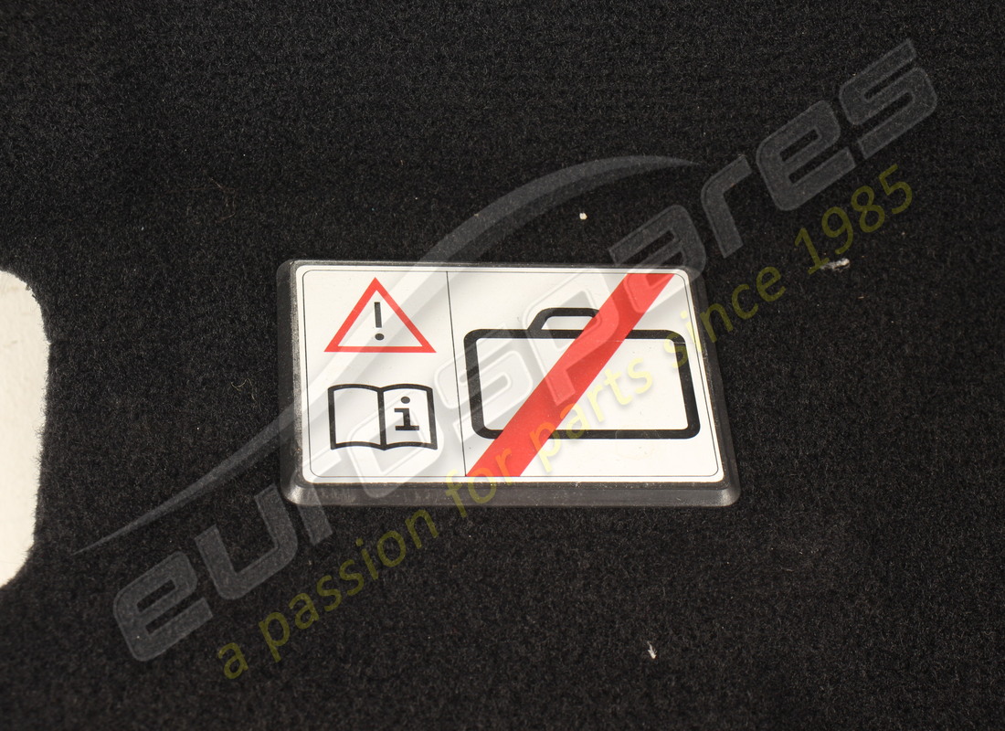 usato ferrari vano bagagli laterale sx. numero parte 86061300 (2)