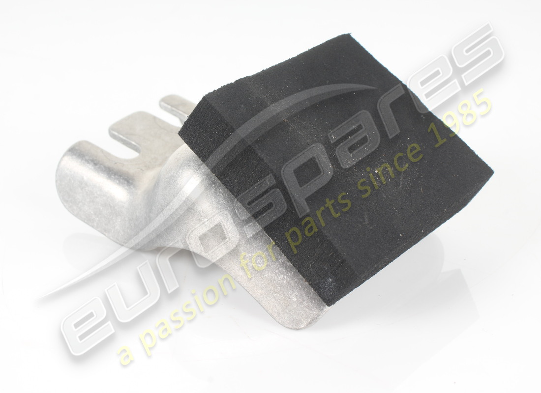 USATO FERRARI RITENUTA POST SERB CARBURATORE COMPLETO. NUMERO PARTE 965940 (2) usato ferrari ritenuta post serb carburatore completo. numero parte 965940 (2)