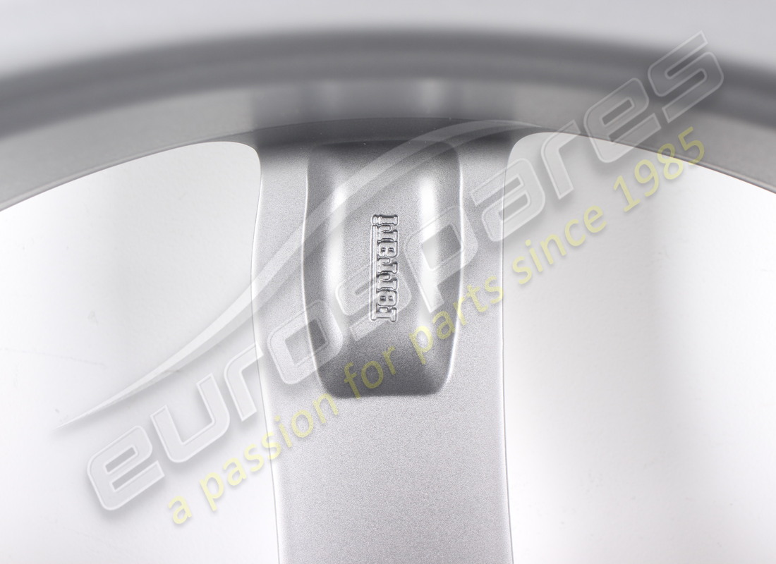 nuova ruota anteriore ferrari. numero parte 336560 (4)