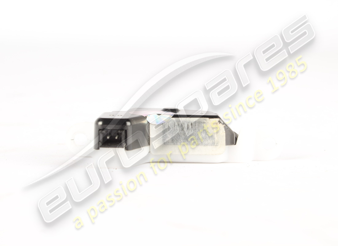 usato ferrari numero parte controllo presa aria centrale inferiore 82893600 (2)
