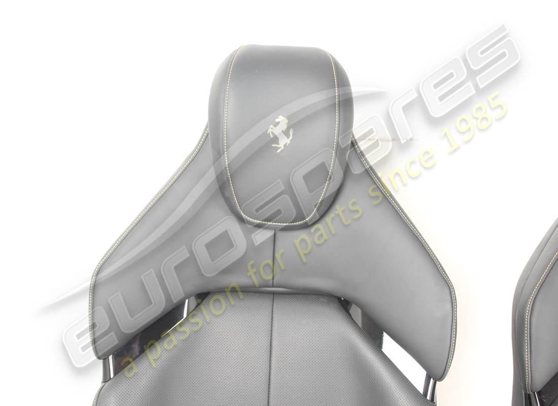 set completo di sedili anteriori e posteriori usati eurospares. numero parte eap1564145 (11)