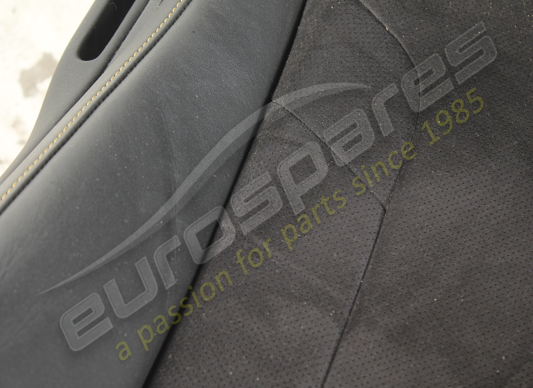 set completo di sedili anteriori e posteriori usati eurospares. numero parte eap1564145 (12)