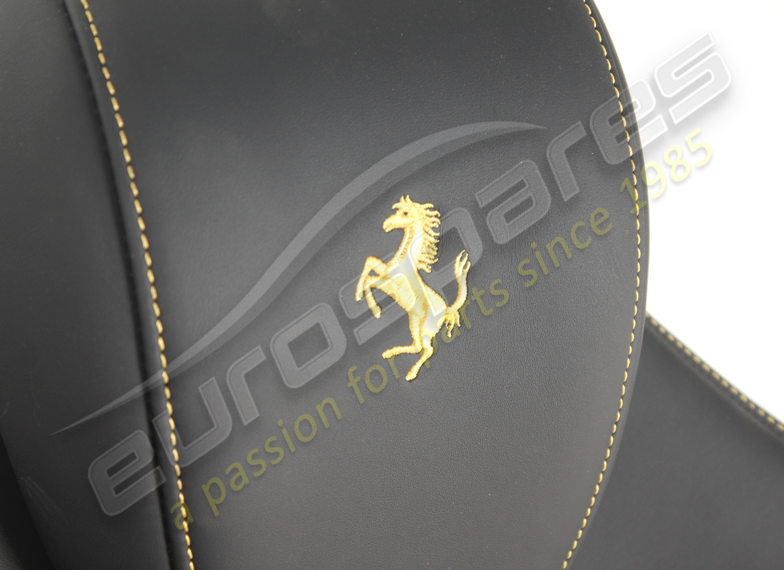 set completo di sedili anteriori e posteriori usati eurospares. numero parte eap1564145 (3)