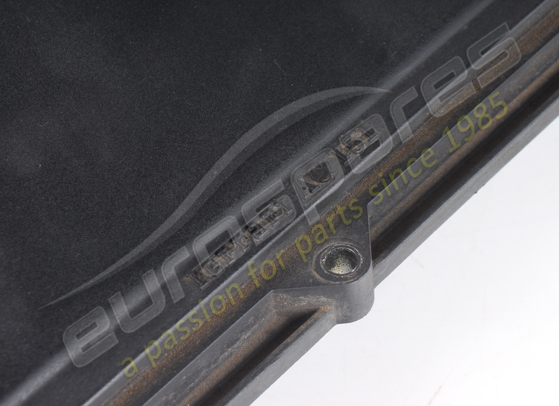 copertura condotto aria usata ferrari. numero parte 265497 (2)