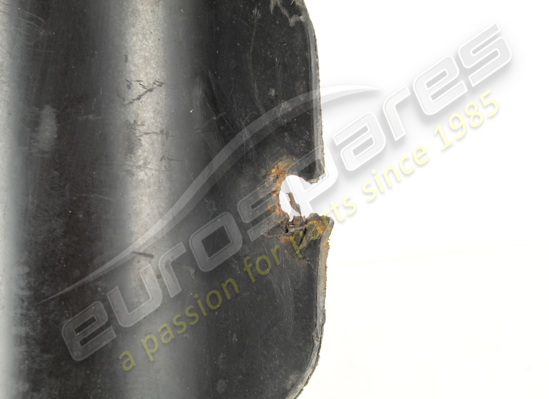 paraurti posteriore sx per passaruota usato ferrari. numero parte 82471700 (5)