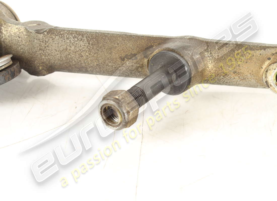 braccio superiore sx usato ferrari. numero parte 125682 (3)