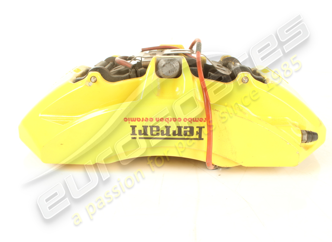 PINZA ANTERIORE DX USATA Ferrari CON PASTIGLIE - . NUMERO PARTE 267318 (1)