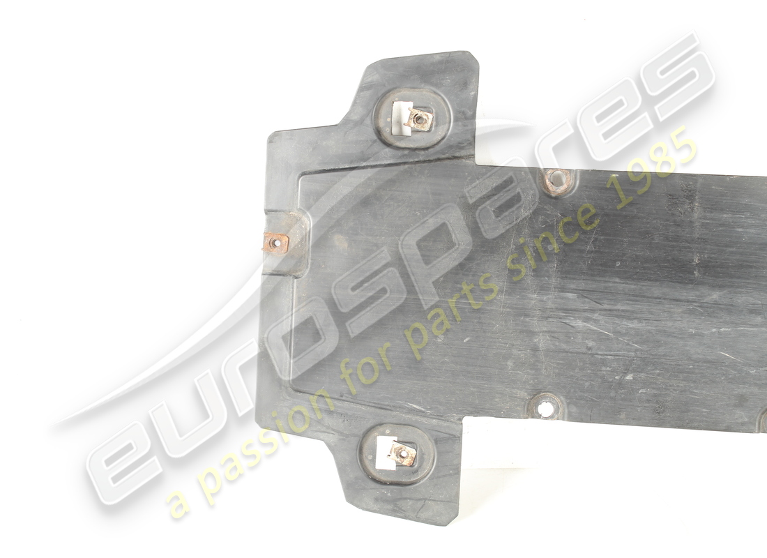 Ferrari PROTEZIONE SOTTOSCOCCA CENTRALE USATA. NUMERO PARTE 82884900 (1)