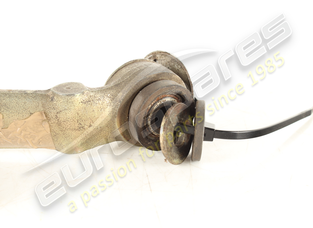 usato ferrari braccio superiore destro. numero parte 125683 (4)