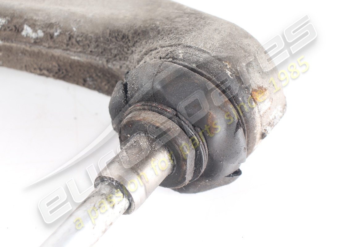 LEVA INFERIORE SOSPENSIONE POSTERIORE SINISTRA USATA MASERATI. NUMERO PARTE 387000013 (2) leva inferiore sospensione posteriore sinistra usata maserati. numero parte 387000013 (2)