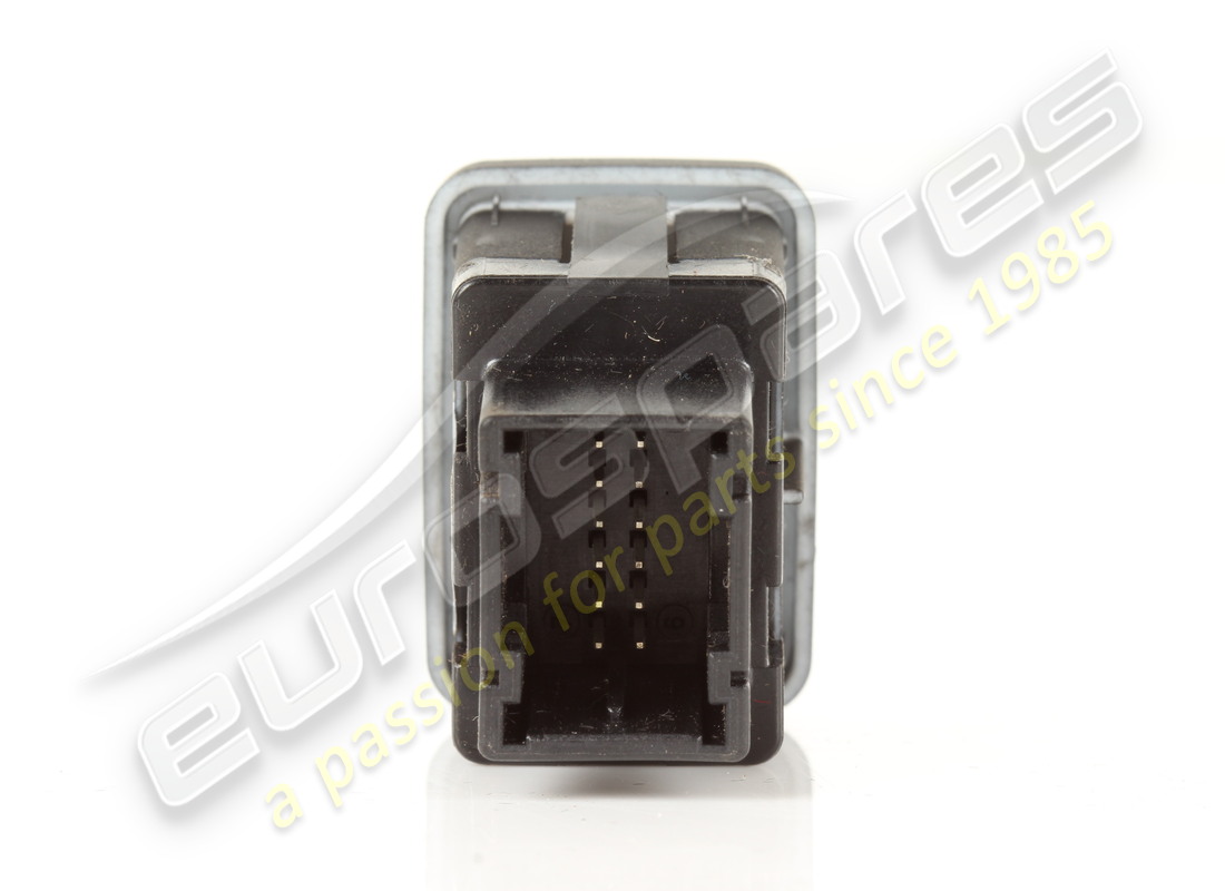 presa usb ferrari usata. numero parte 303226 (4)