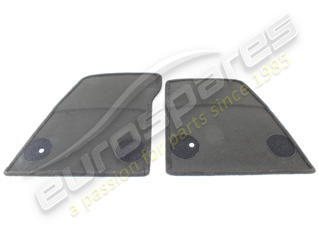 KIT TAPPETINI FERRARI USATO. NUMERO PARTE 946024 (2) kit tappetini ferrari usato. numero parte 946024 (2)