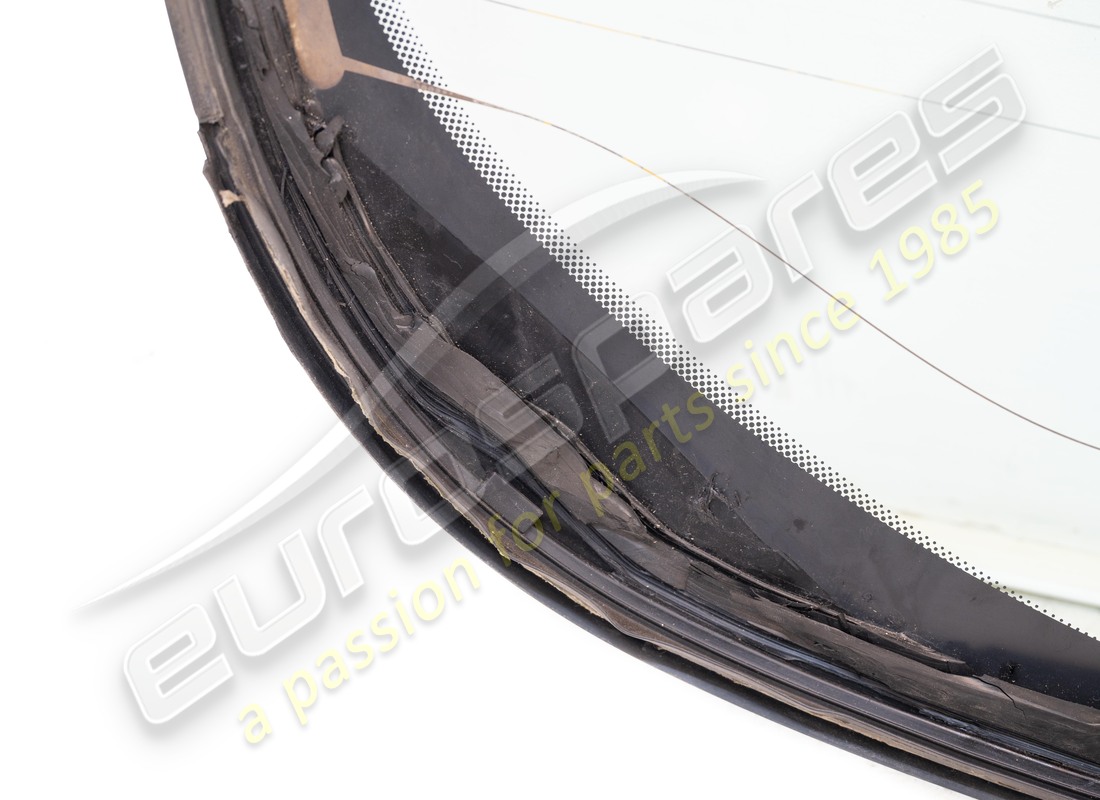 MASERATI LUNOTTO POSTERIORE USATO. NUMERO PARTE 387700600 (6) maserati lunotto posteriore usato. numero parte 387700600 (6)