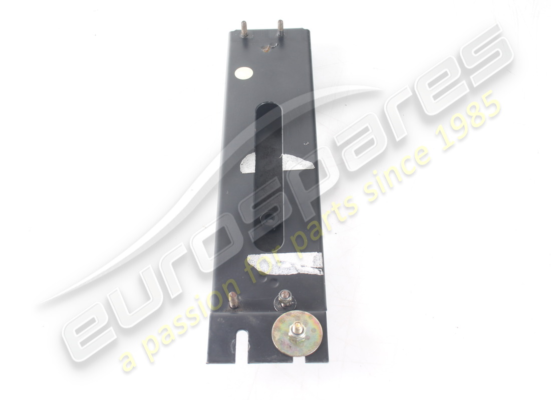 USED MASERATI CD CHARGER SUPPORT. PART NUMBER 388100160 (2) used maserati cd charger support. part number 388100160 (2)