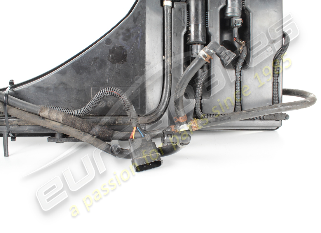 MASERATI SERBATOIO RONDELLA USATO. NUMERO PARTE 670001648 (3) maserati serbatoio rondella usato. numero parte 670001648 (3)