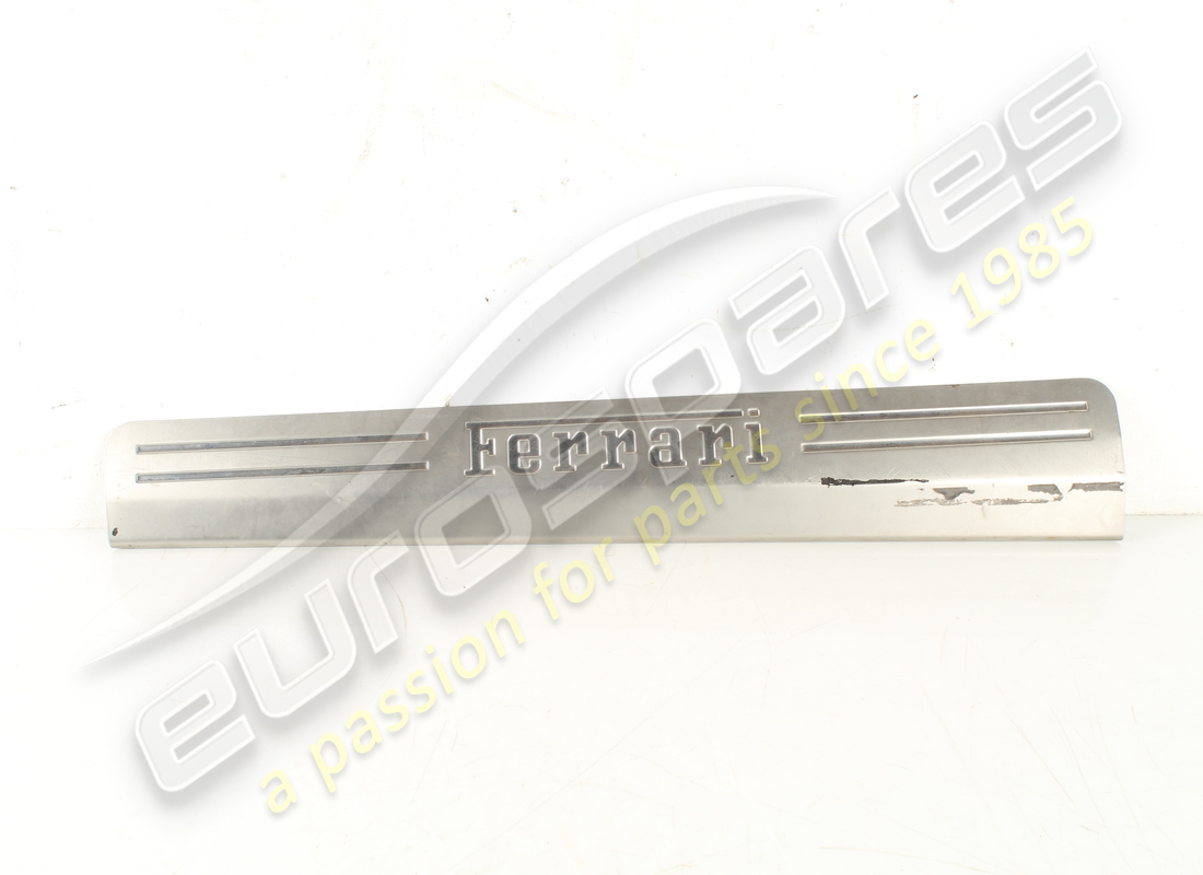 USATO Ferrari PEDANA DESTRA . NUMERO PARTE 81361800 (1)