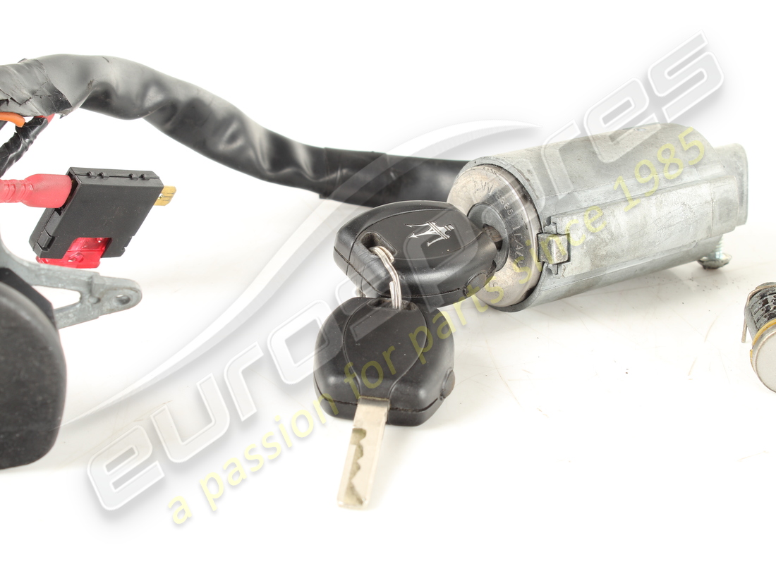 set completo di serratura e chiave usato eurospares. numero parte eap1726466 (3)