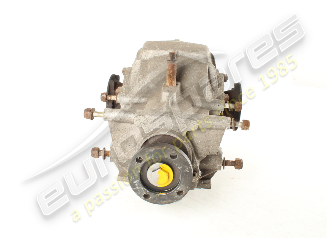 ASSALE POSTERIORE USATO MASERATI CON SUPPORTI. NUMERO PARTE 386201031 (2) assale posteriore usato maserati con supporti. numero parte 386201031 (2)