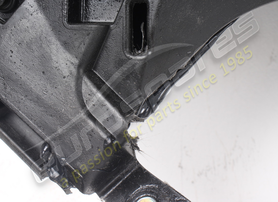 danneggiato ferrari ossatura-most-def+canalizzaz. numero parte 778540 (8)