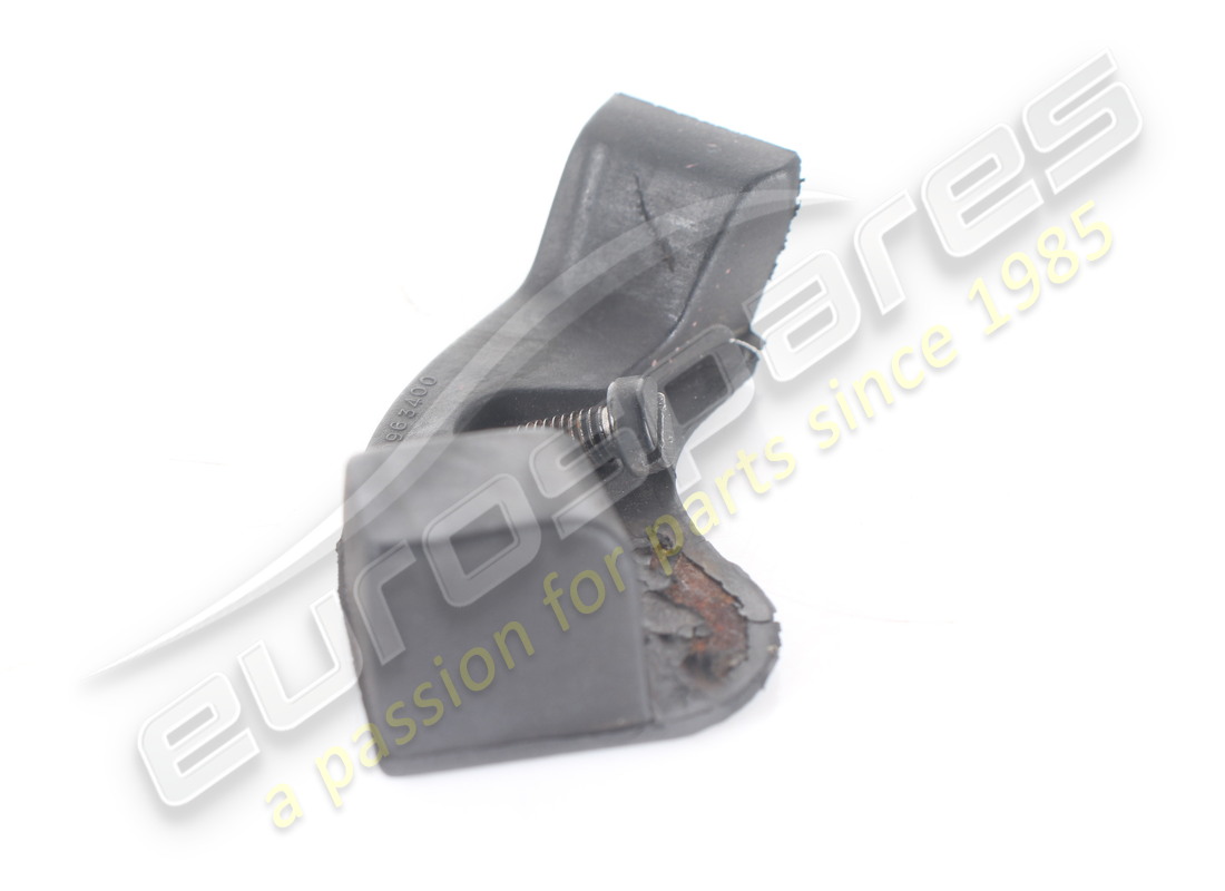 GOMMA FERRARI USATA. NUMERO PARTE 62460200 (3) gomma ferrari usata. numero parte 62460200 (3)