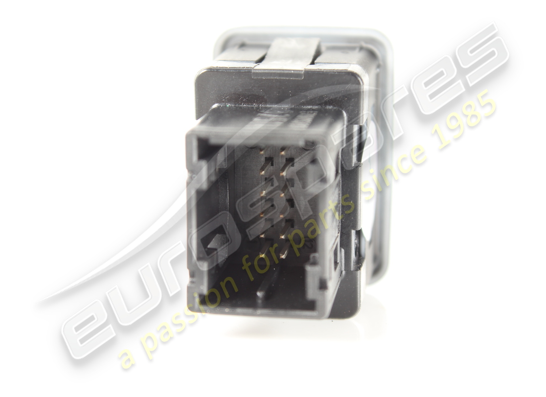 presa usb ferrari usata. numero parte 303226 (2)