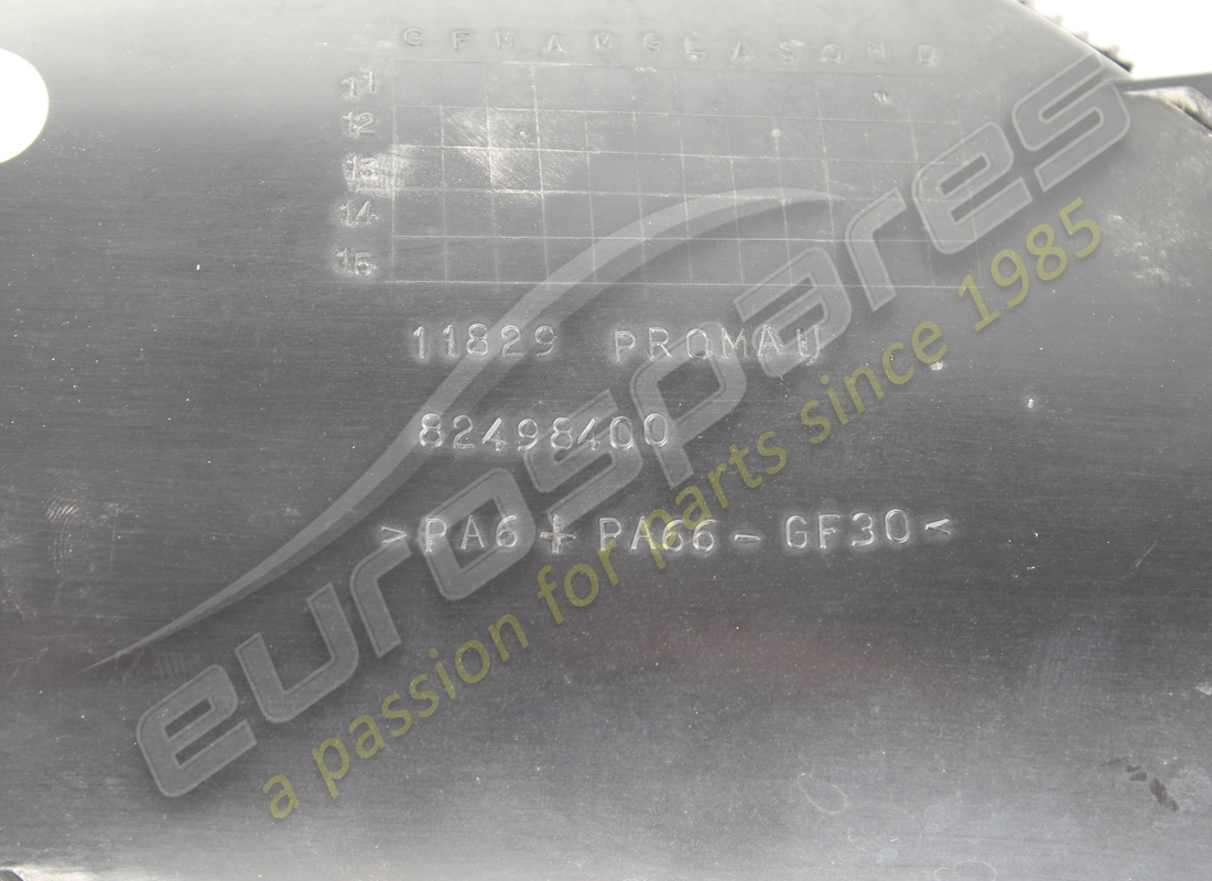 USATO FERRARI PRESA D'ARIA PARAFANGO ANTERIORE SX D. NUMERO PARTE 86015100 (3) usato ferrari presa d'aria parafango anteriore sx d. numero parte 86015100 (3)