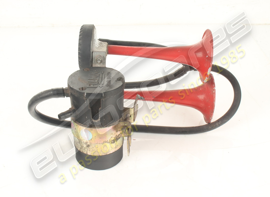 compressore eurospares usato con clacson e tubi. numero parte eap1721856 (3)