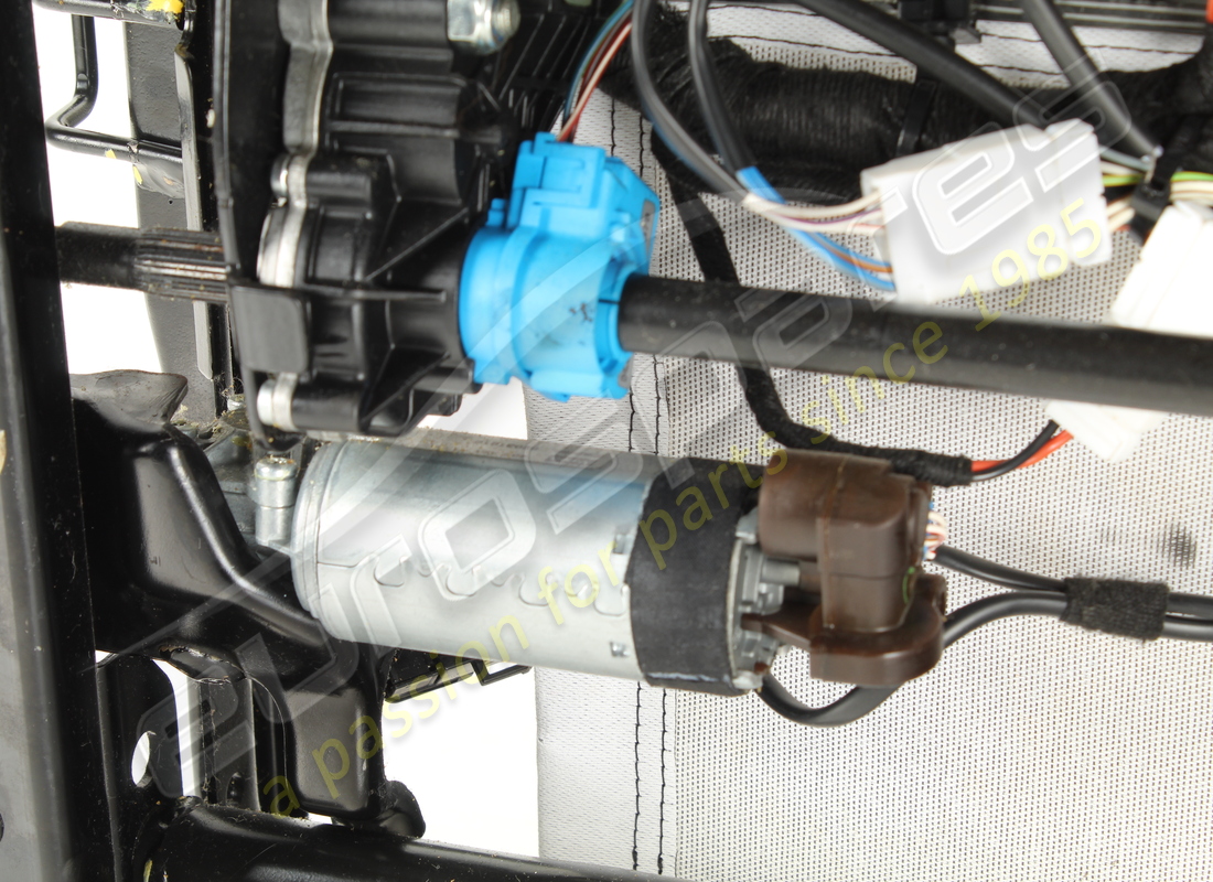 usato maserati cuscino anteriore destro struttura r. numero parte 980139483 (7)