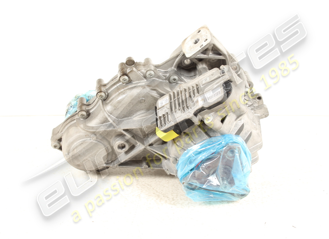 CASSA DI RINVIO PER TRAZIONE INTEGRALE USATA Maserati NUMERO PARTE 670038072 (1)