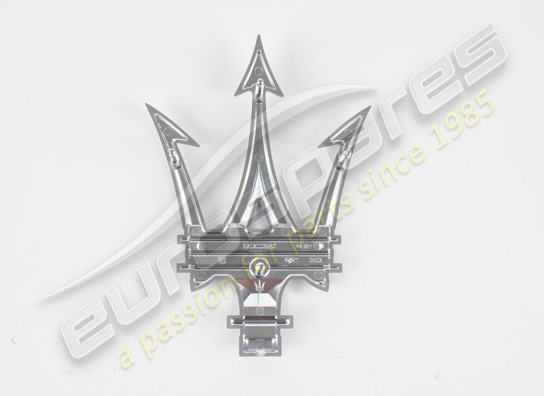nuovo maserati maserati badge. numero parte 670200654 (2)