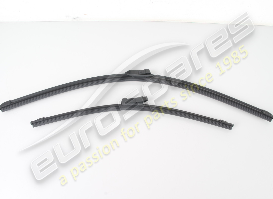 nuovo kit maserati spazzole tergicristallo. numero parte 673012892 (1)