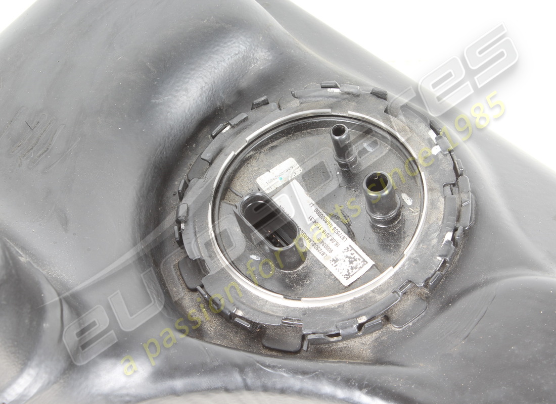 serbatoio carburante lamborghini usato akf scheuerschutz. numero parte 4t7201021b (2)