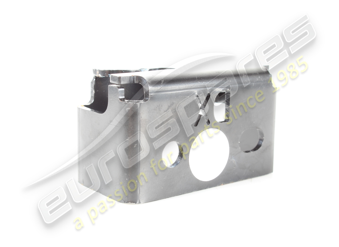 USATO FERRARI STAFFA ANTERIORE ANCORAGGIO. NUMERO PARTE 977736 (3) usato ferrari staffa anteriore ancoraggio. numero parte 977736 (3)