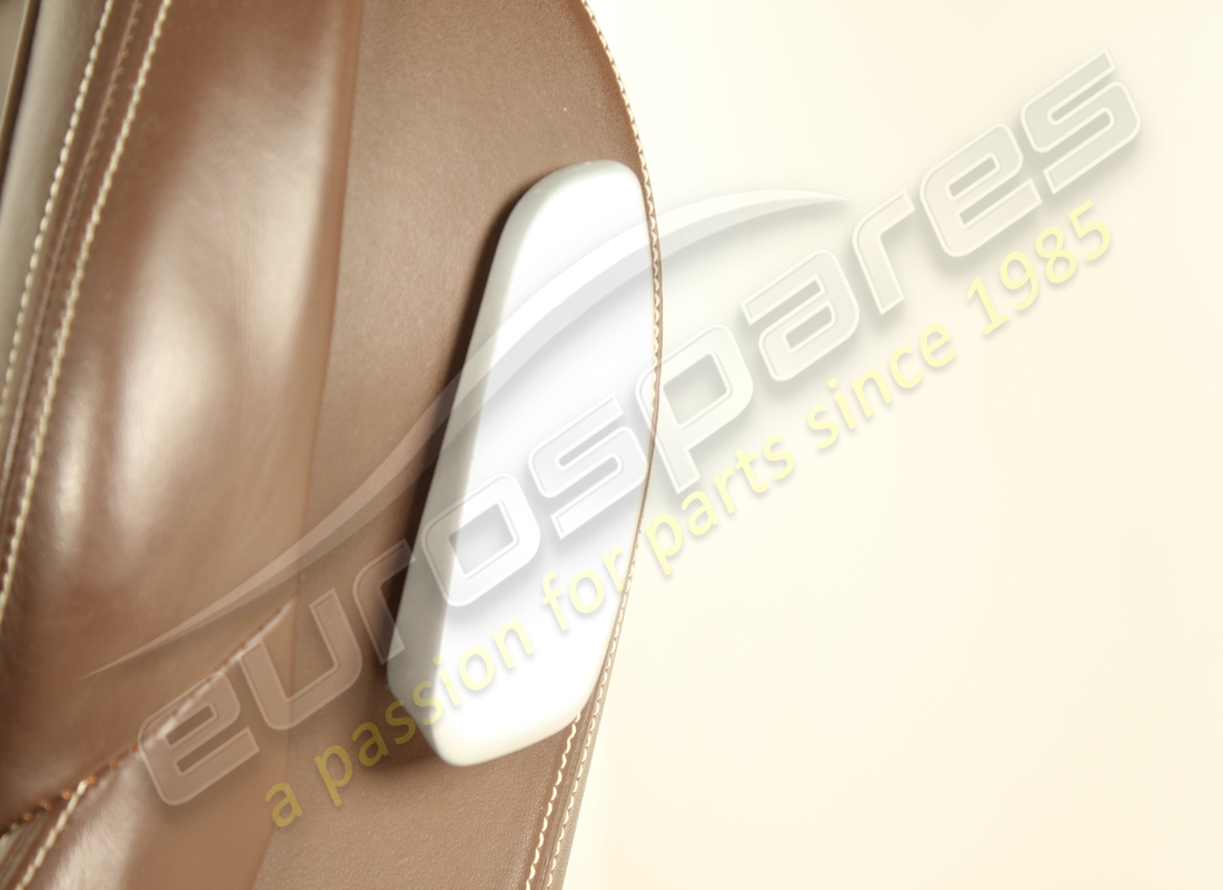 SET DI SEDILI COMPLETO USATO FERRARI CON LUNOTTI POSTERIORI. NUMERO PARTE EAP1564144 (10) set di sedili completo usato ferrari con lunotti posteriori. numero parte eap1564144 (10)