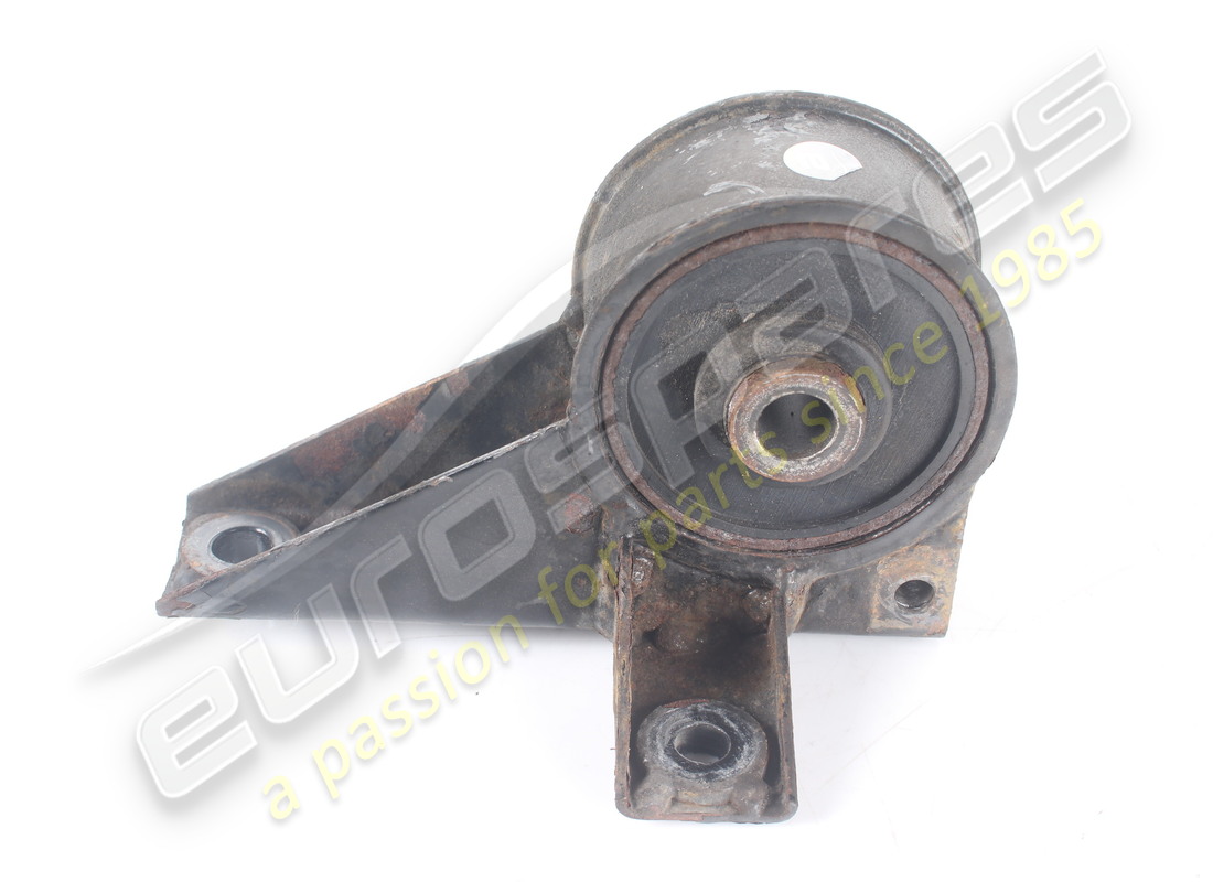 staffa laterale di montaggio del differenziale usata maserati. numero parte 376200165 (3)