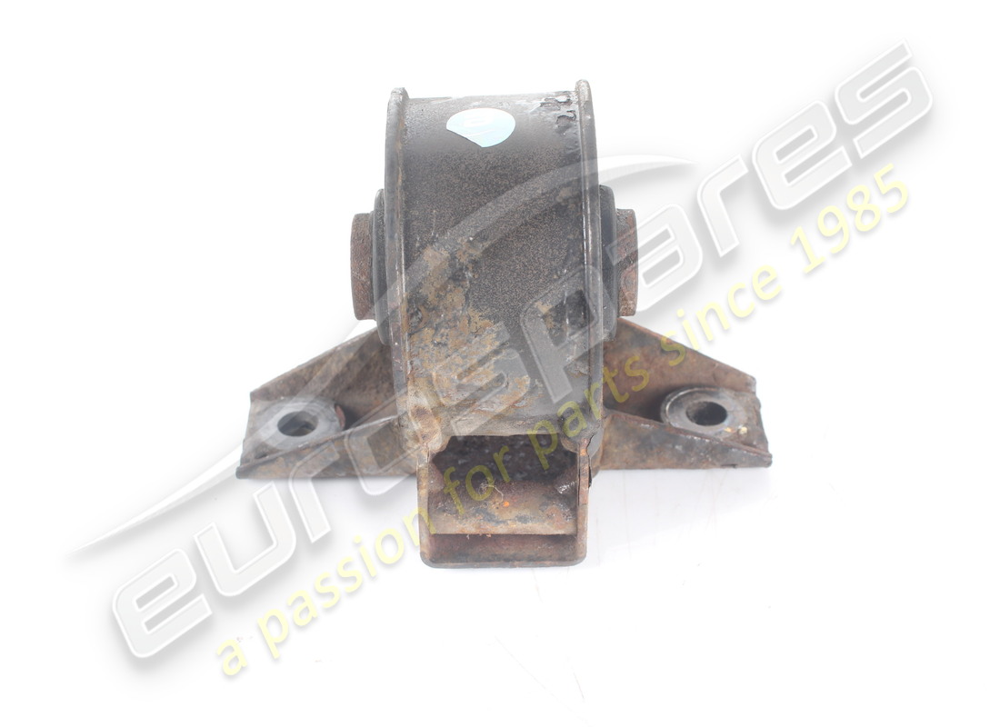 staffa laterale di montaggio del differenziale usata maserati. numero parte 376200165 (4)