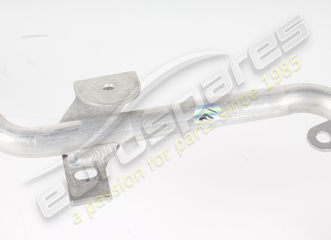 USATO FERRARI TUBO RIT. DA SOTTOT. A SEZ.. NUMERO PARTE 861590 (3) usato ferrari tubo rit. da sottot. a sez.. numero parte 861590 (3)