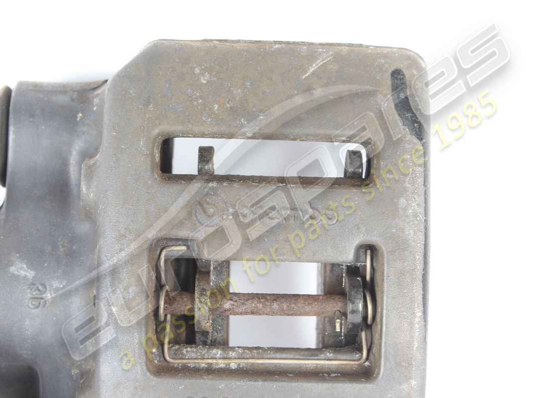 pinza sx ferrari usata per freno a mano. numero parte 228021 (2)