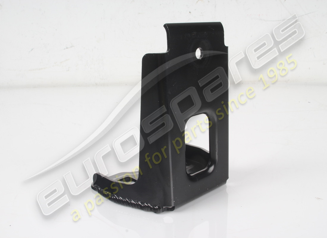 USATO FERRARI STAFFA FISS. TERMINALE DI SC. NUMERO PARTE 783565 (3) usato ferrari staffa fiss. terminale di sc. numero parte 783565 (3)