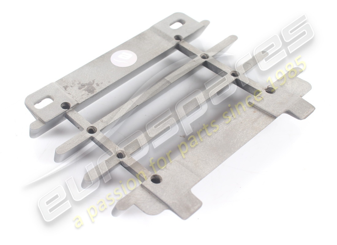 used maserati rear hook grill 4p90. part number 376300648 (5)