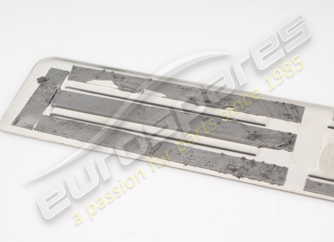 usato ferrari batticalcagno sx. numero parte 980853 (4)