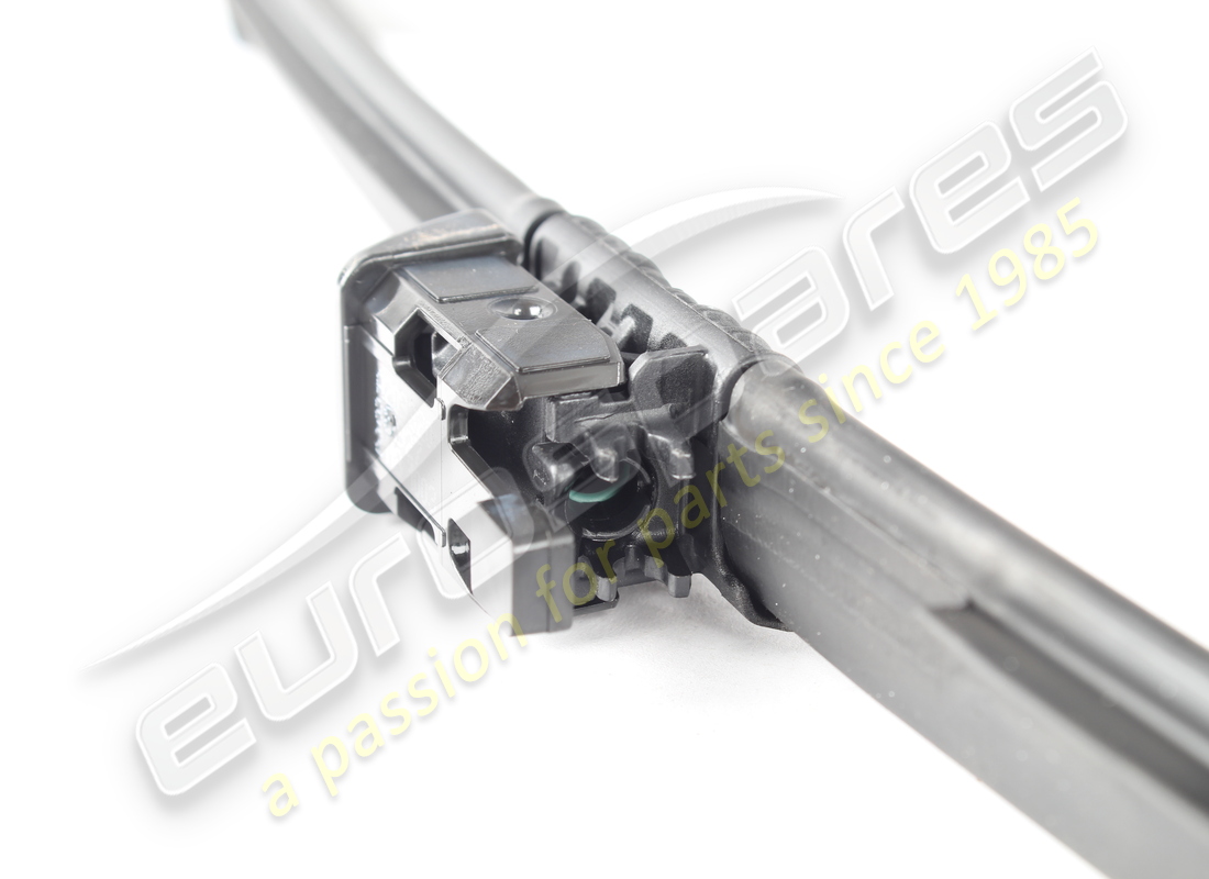 NUOVO FERRARI SPAZZOLA TERGICRISTALLO LATO. NUMERO PARTE 881927 (4) nuovo ferrari spazzola tergicristallo lato. numero parte 881927 (4)